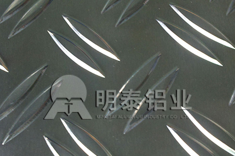 地铁|公交|楼梯防滑用两条筋花纹榴莲视频APP污下载网站